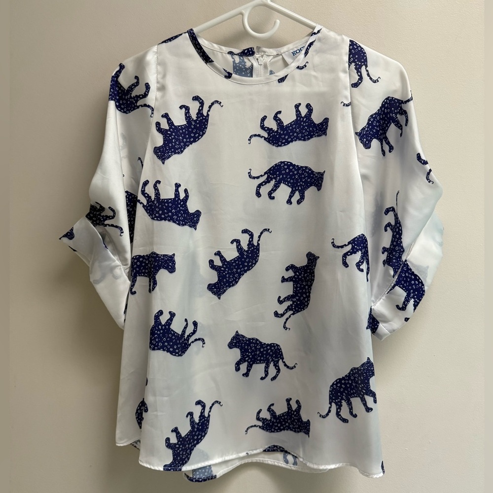 KOCH Women’s White and Blue Jaguar Christiano Short Cap Sleeve Shirt-Size Large - Picture 10 of 10
